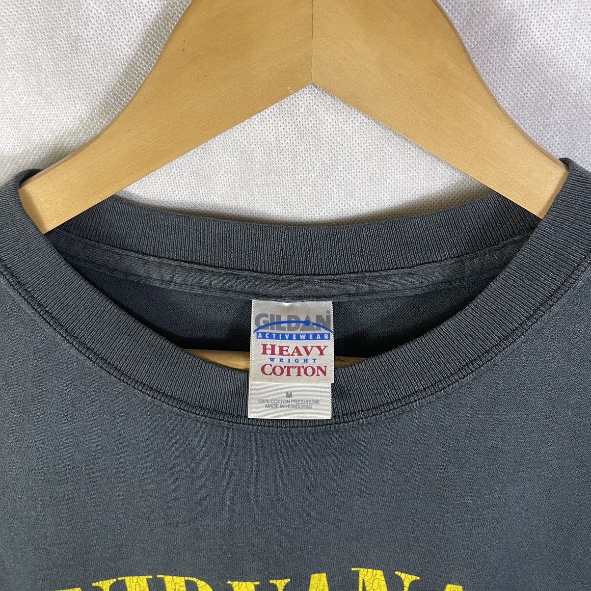 Band Tees Vintage 1992 Nirvana Smiley Fades Tshirt Size US M / EU 48-50 / 2 - 9 Thumbnail
