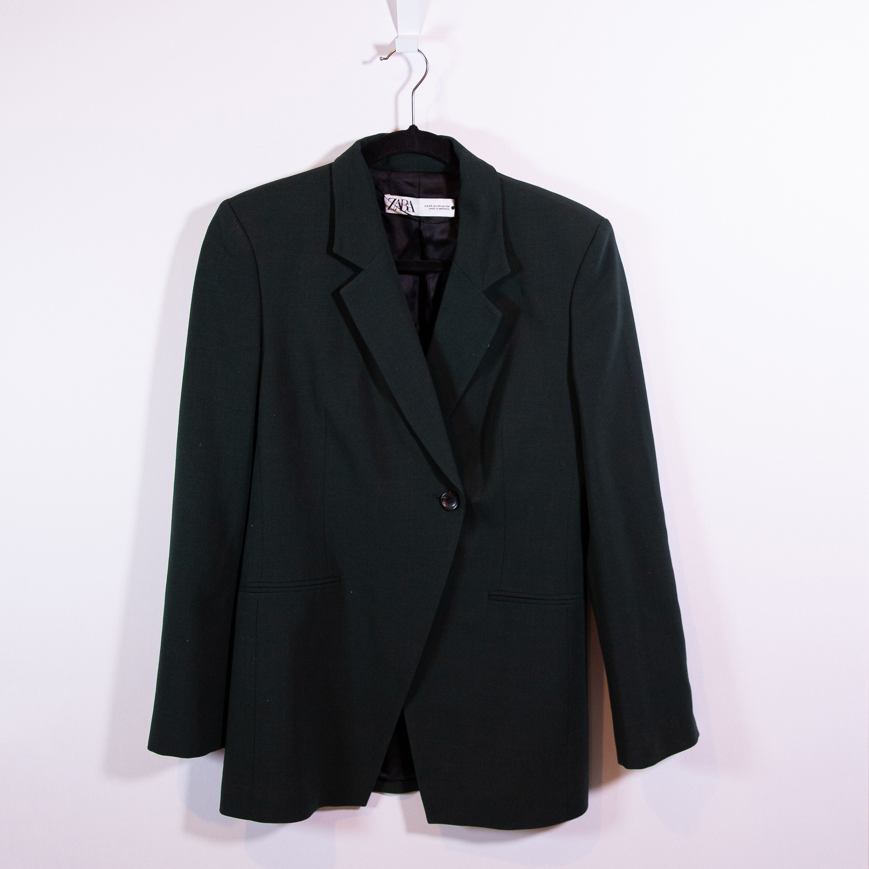 Zara Zara Women's Crepe One Button Asymmetrical Size XS / US 0-2 / IT 36-38 - 1 Thumbnail