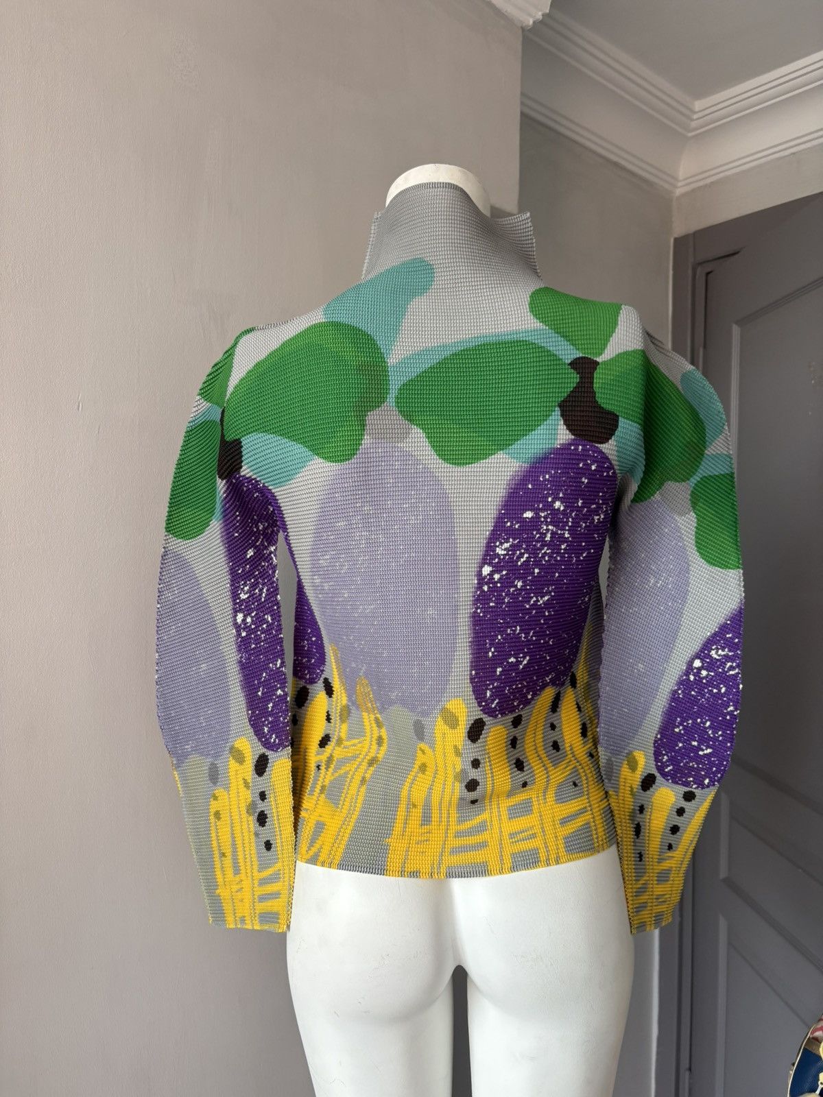 Issey Miyake Issey Miyake flowerpot top Size M / US 6-8 / IT 42-44 - 16 Thumbnail