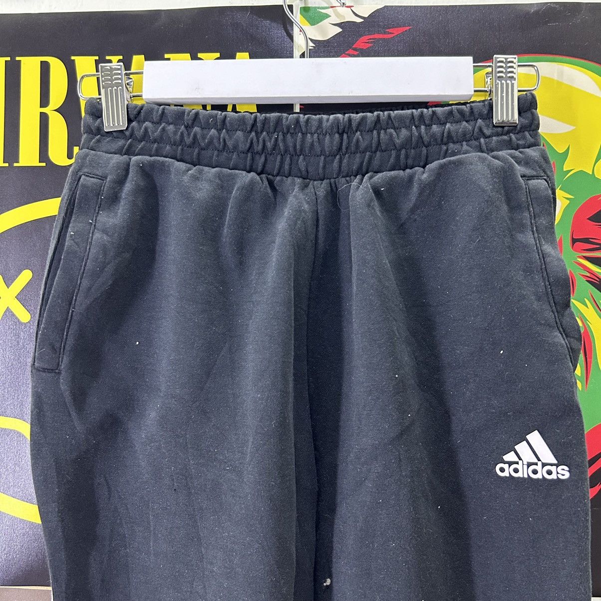 Vintage Vintage Adidas Stripe Pants Size 24" / US 00 / IT 34 - 2 Thumbnail