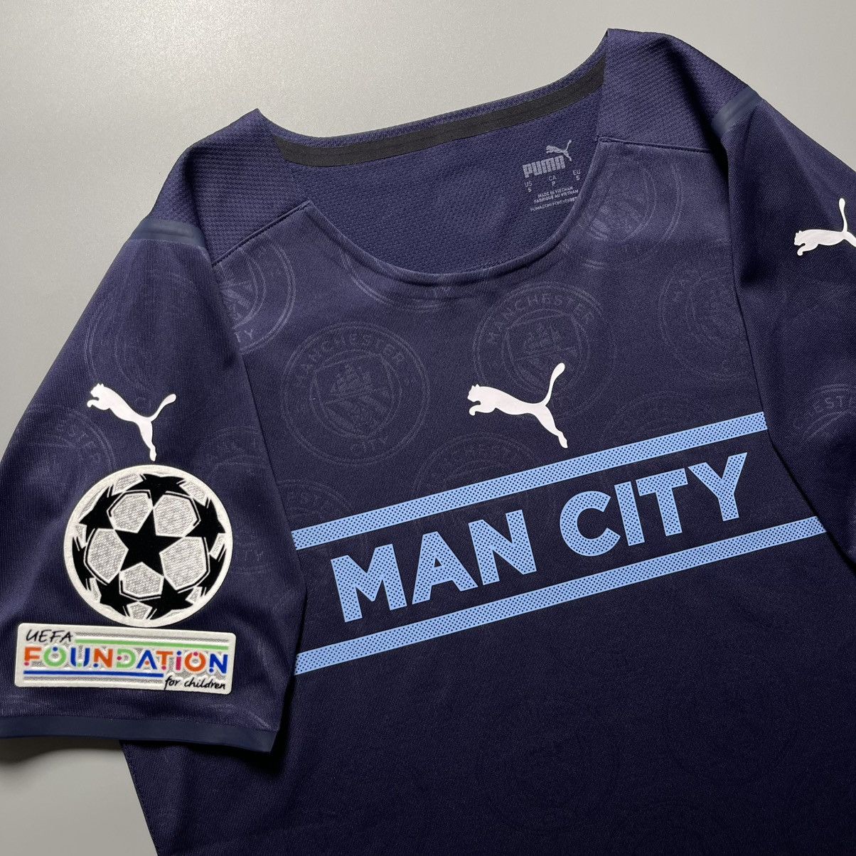 Puma × Vintage MANCHESTER CITY PUMA 2021/2022 SOCCER THIRD JERSEY #47 FODEN Size US S / EU 44-46 / 1 - 4 Thumbnail