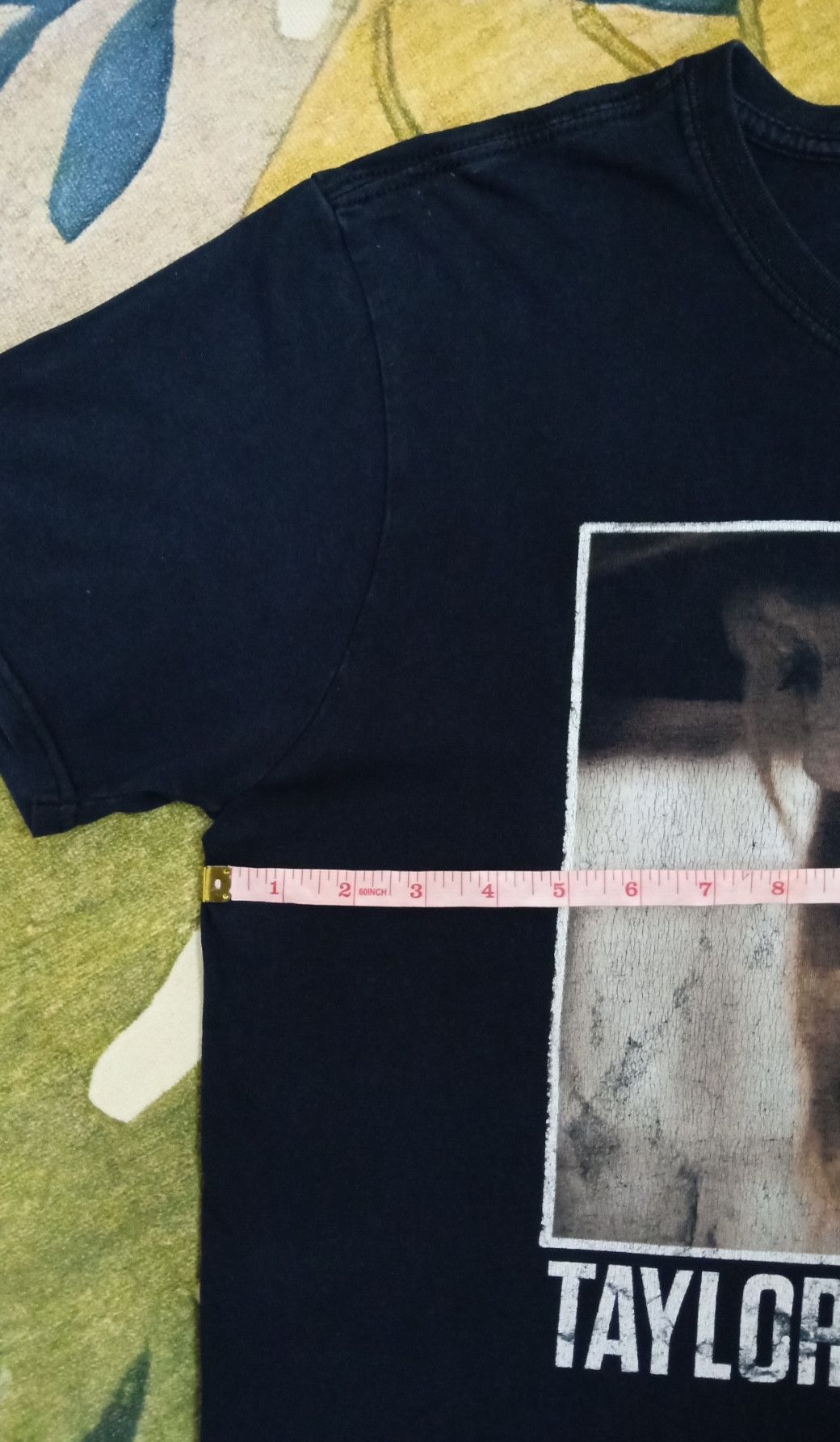 Band Tees Taylor Swift Red T-shirt Size US L / EU 52-54 / 3 - 12 Thumbnail