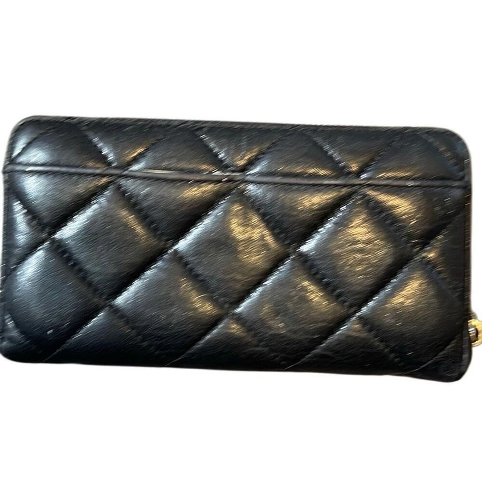 Designer Kate Spade quilted cow skin leather international wallet Size ONE SIZE - 3 Thumbnail