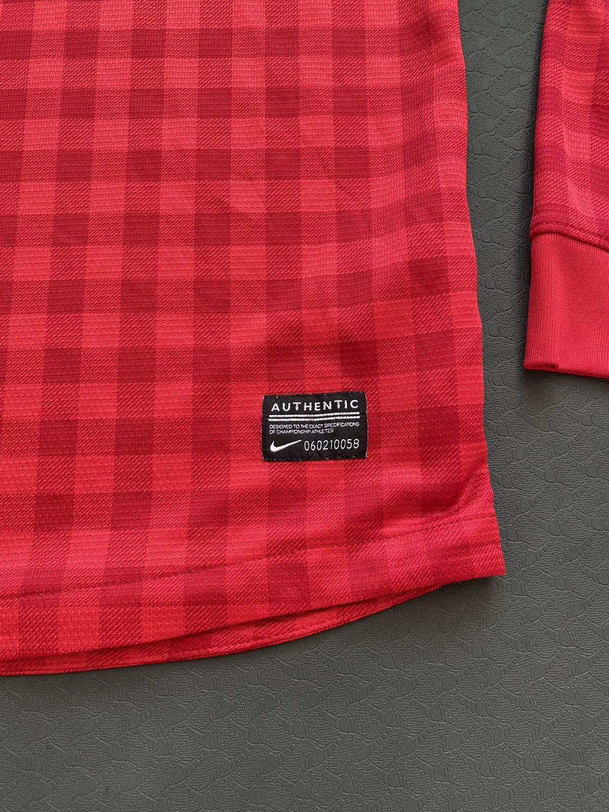 Nike Manchester United 2012-2013 Home Long Sleeve Shirt #11 Giggs Size US M / EU 48-50 / 2 - 3 Thumbnail