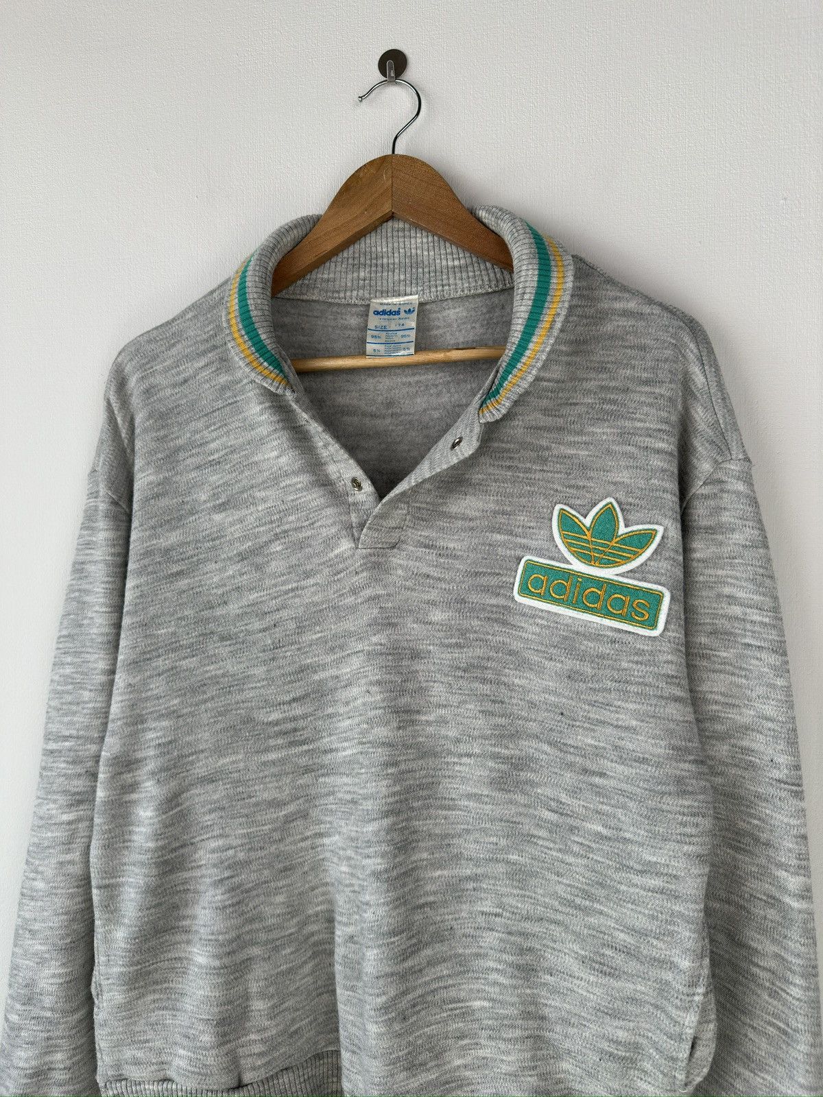 Adidas 80s Vintage ADIDAS Big Logo Sweatshirt made in Korea Size US M / EU 48-50 / 2 - 4 Thumbnail
