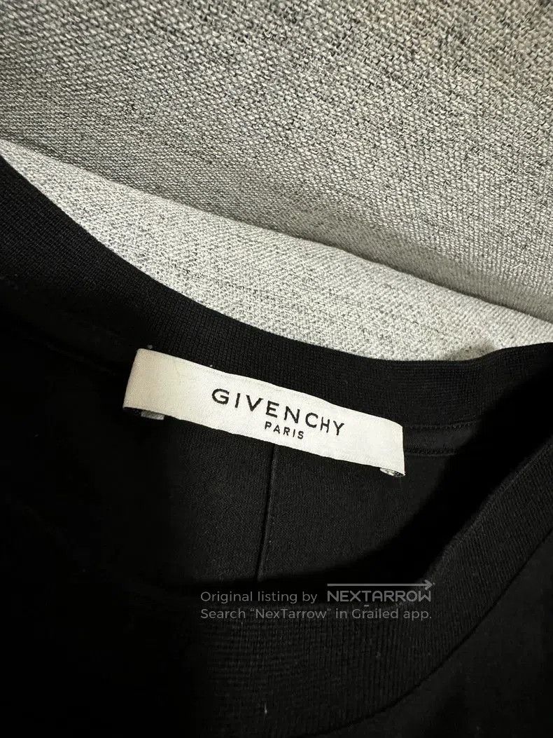 Givenchy givenchy shark graphic t. Size US M / EU 48-50 / 2 - 3 Thumbnail