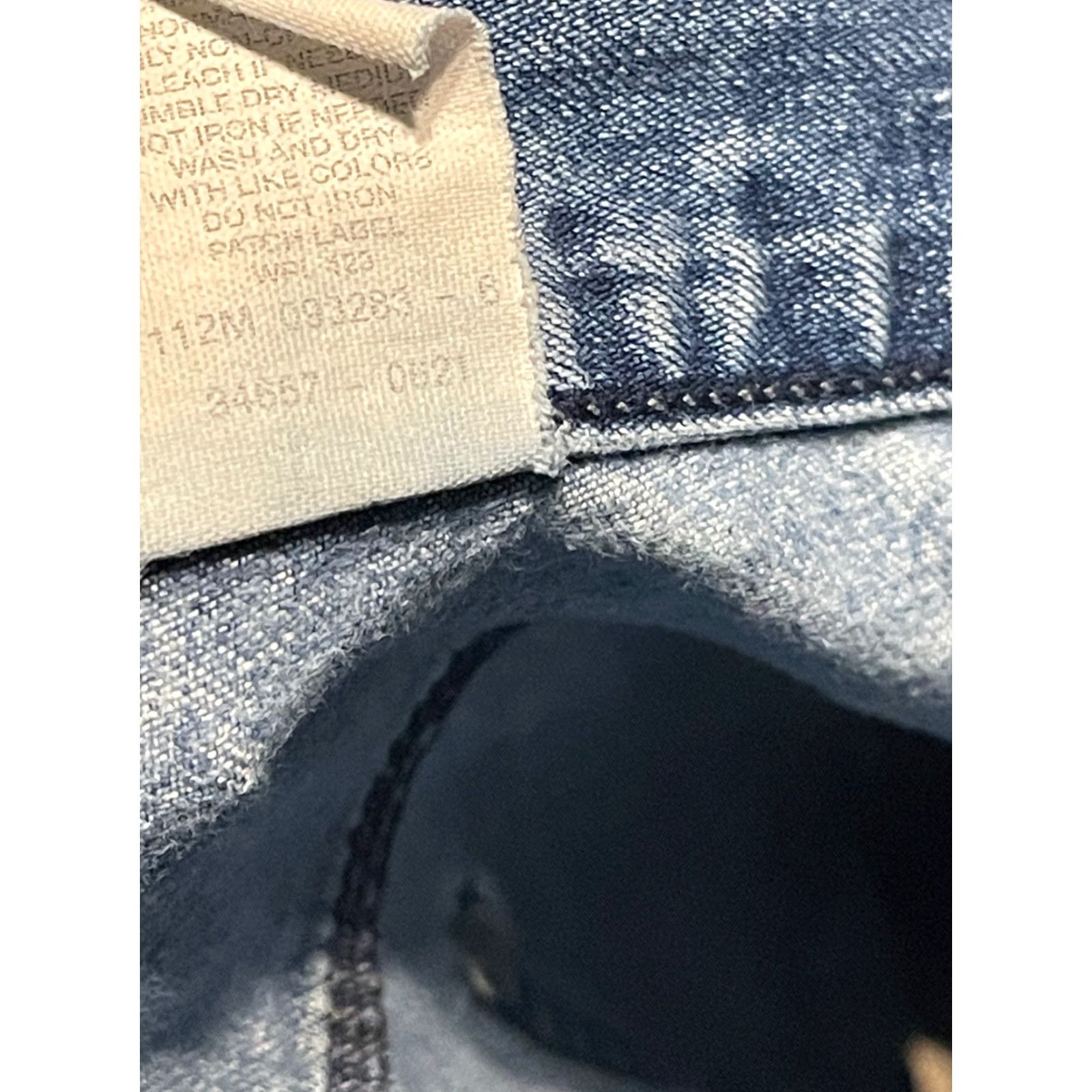 Vintage VINTAGE Levi’s SILVERTAB Baggy Loose Carpenter Blue Jean Skate Shorts Mens 36 Blue 90s Jorts Mens Size US 36 / EU 52 - 5 Thumbnail
