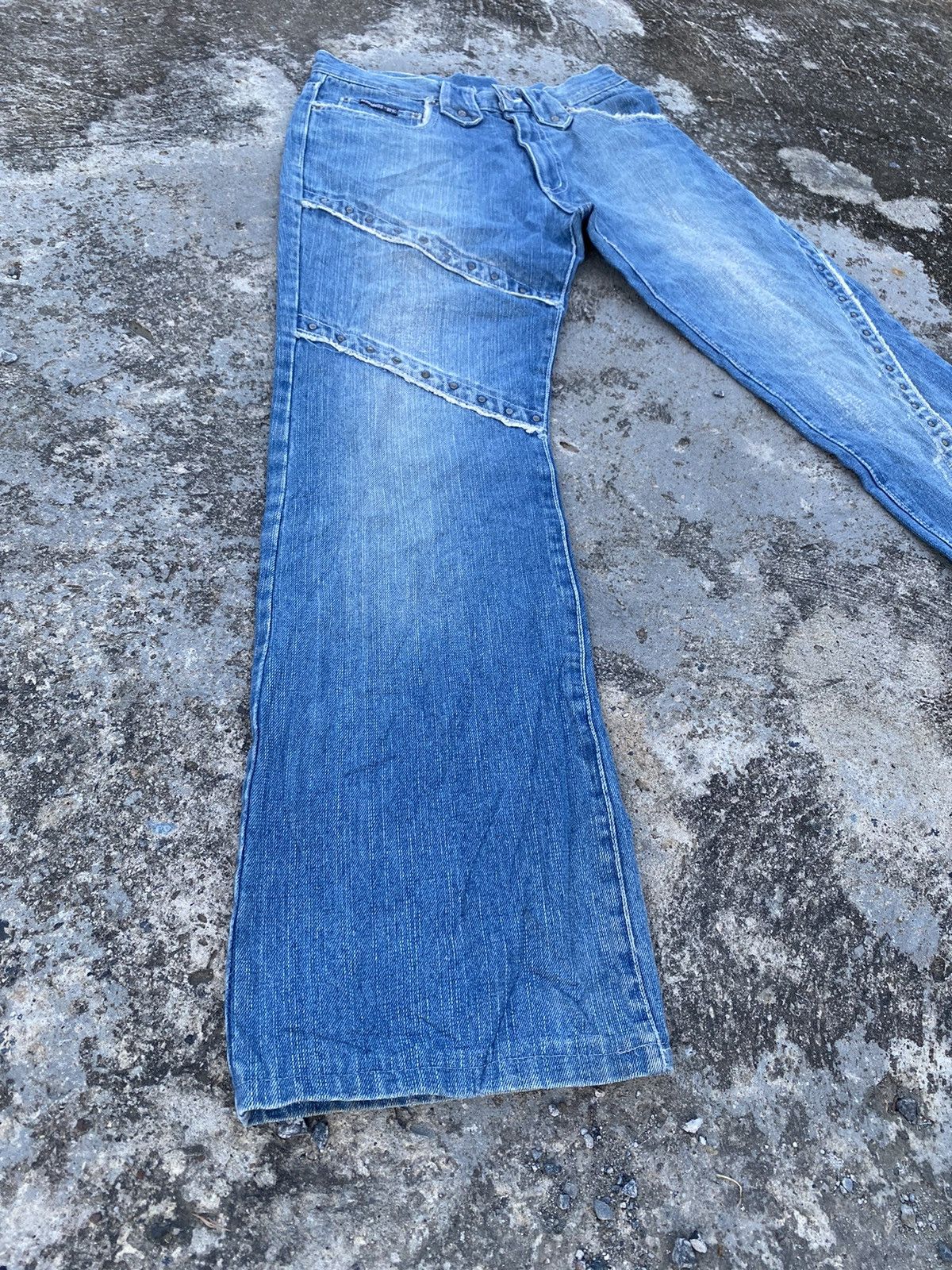 Japanese Brand BerningSho Studded Bootcut Jeans Size US 29 - 4 Thumbnail