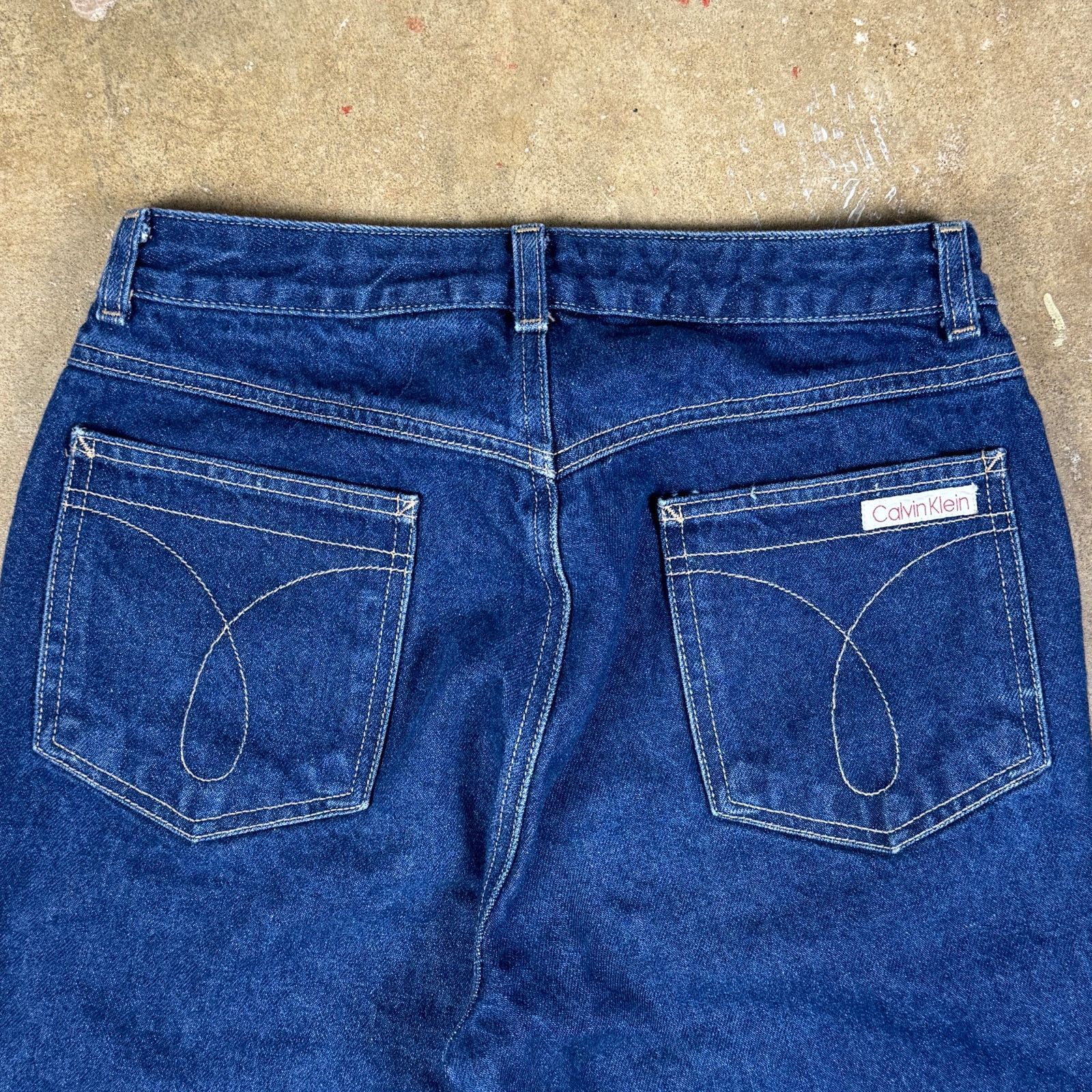 Calvin Klein Vtg Calvin Klein Jeans Women’s Size 9 Straight Leg High Rise Size 28" / US 6 / IT 42 - 6 Thumbnail