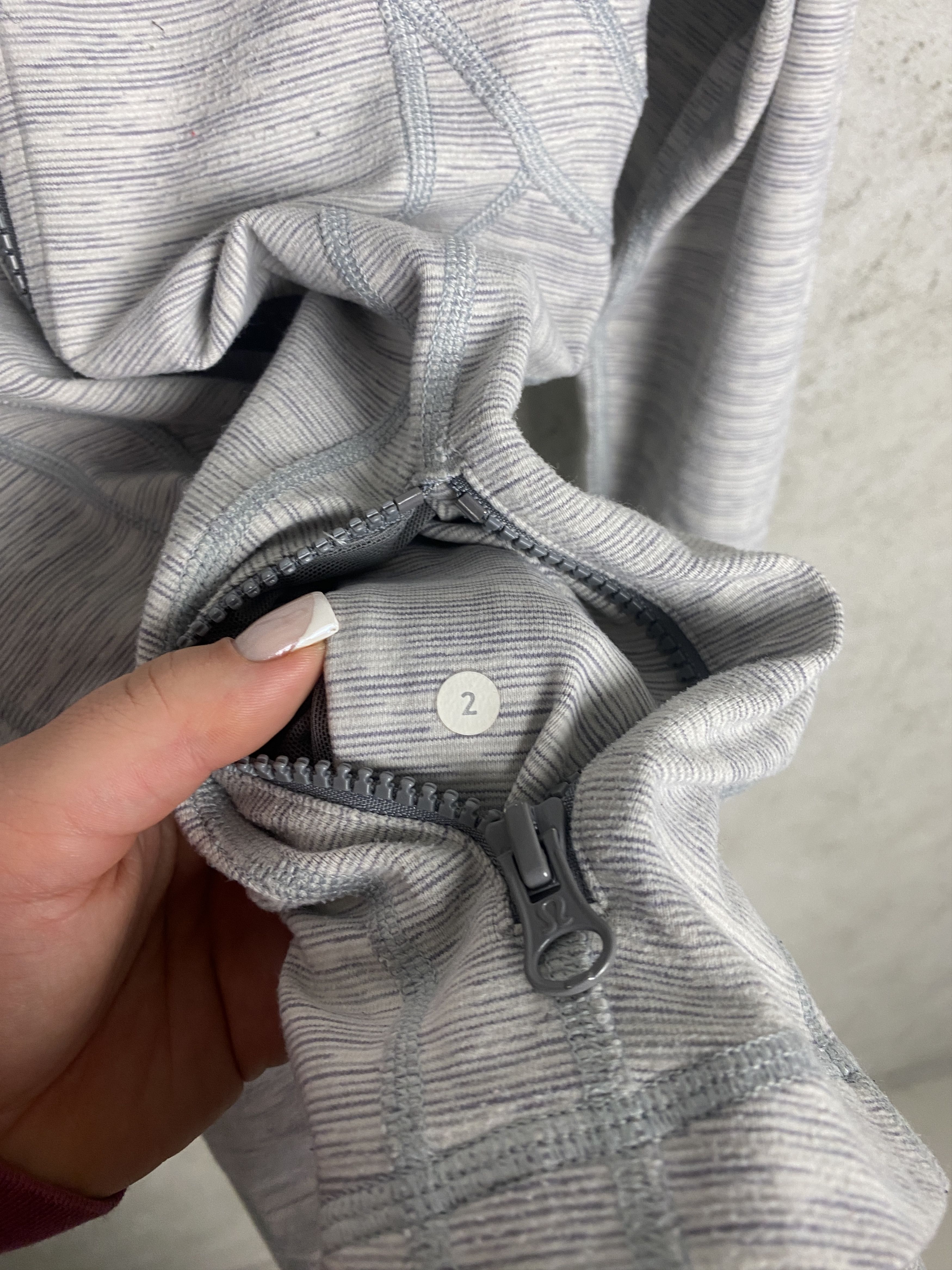 Lululemon Lululemon define jacket gym pilates yoga pilates run Size XS / US 0-2 / IT 36-38 - 4 Thumbnail