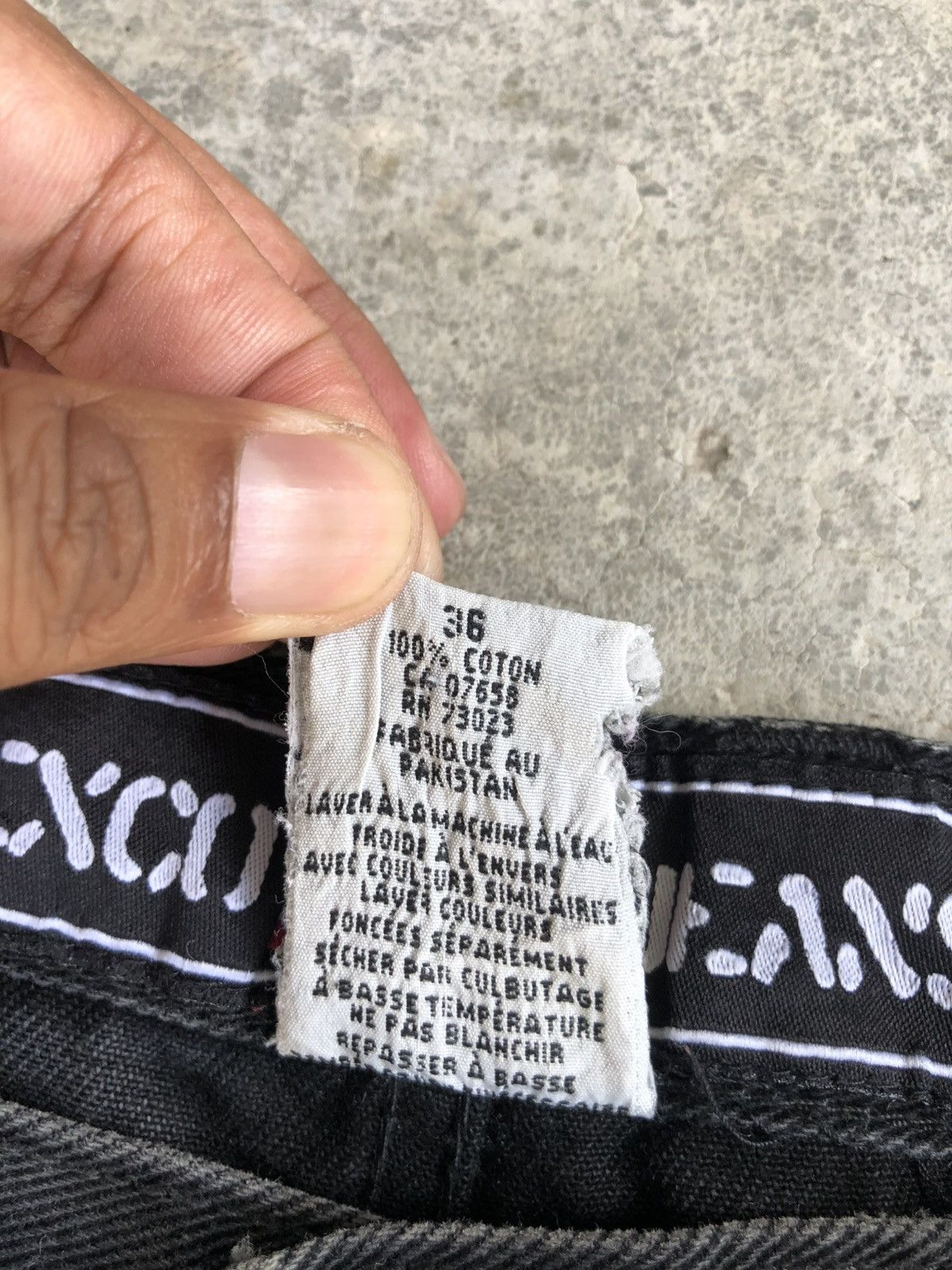 Japanese Brand Japanese Exco Baggy Jeans Embroidered Carpenter Distressed Size US 34 / EU 50 - 20 Thumbnail