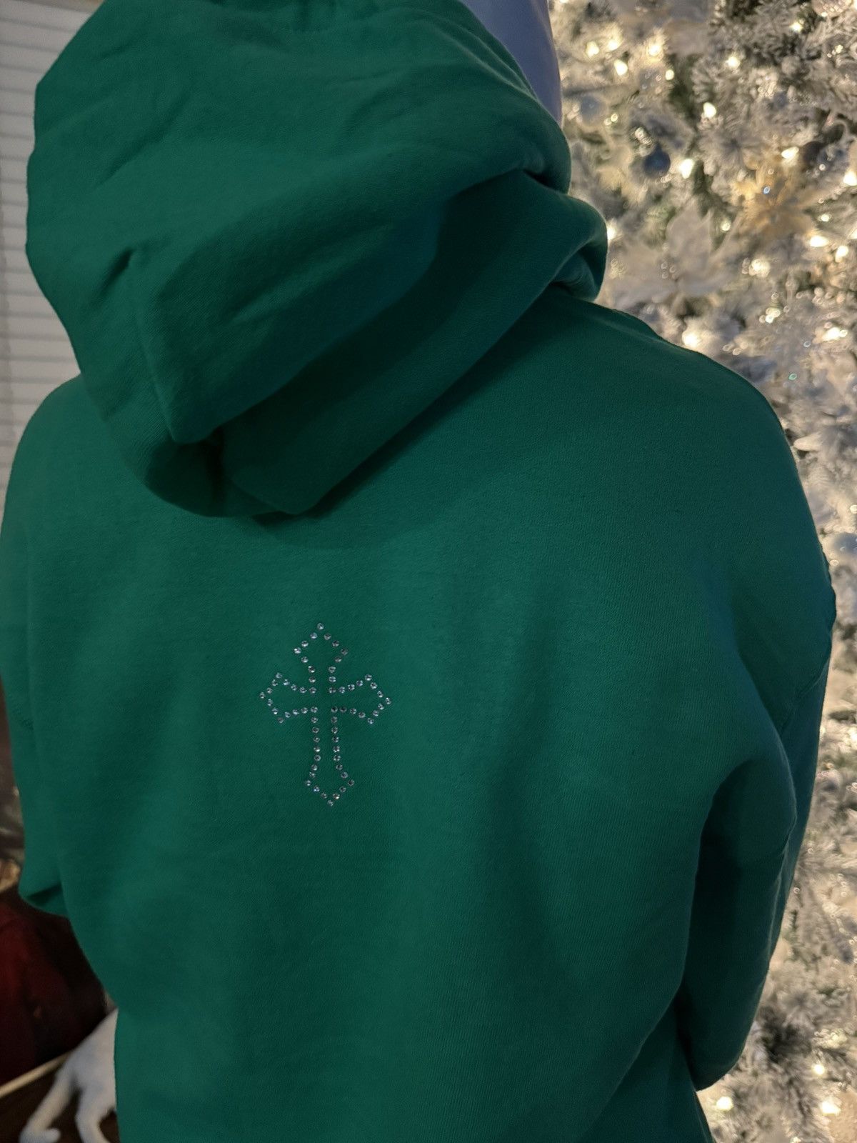 Vintage Rhinestones Cross Vintage Hoodie Size US L / EU 52-54 / 3 - 9 Thumbnail