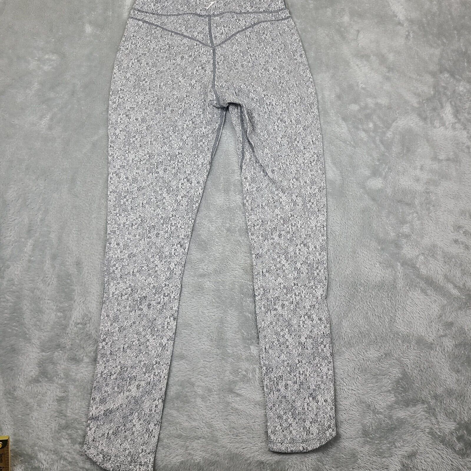Gymshark Gymshark Womens Workout Gym Dry Leggings Gray Size Medium Size 29" - 5 Thumbnail