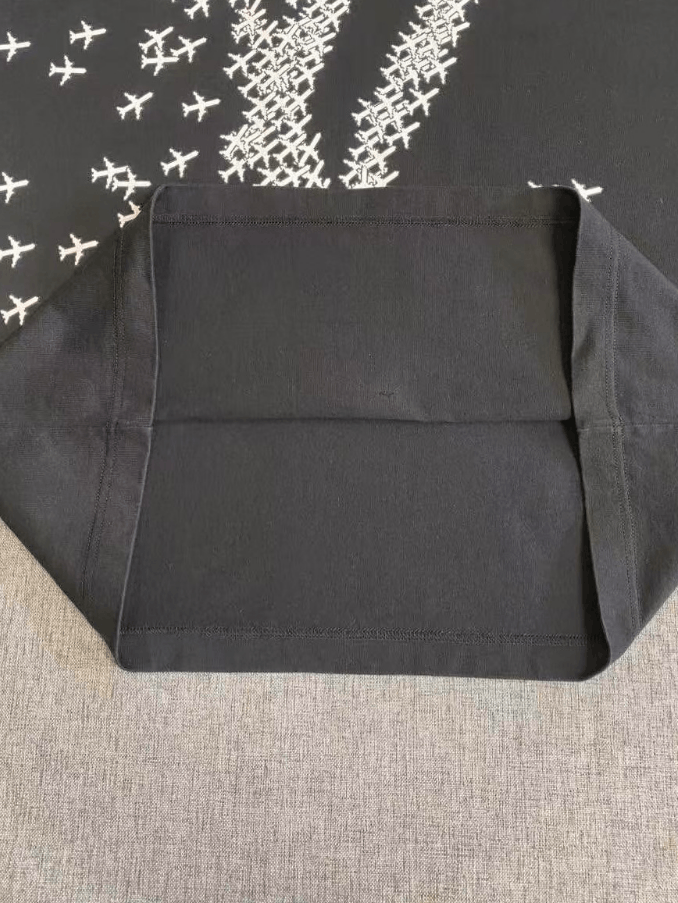 Louis Vuitton Louis Vuitton crew neck short sleeve Size US M / EU 48-50 / 2 - 11 Thumbnail