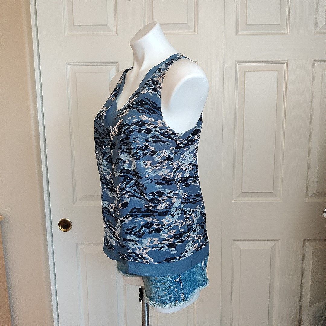 Banana Republic Banana Republic double V-neck sleeveless blouse sz S Size S / US 4 / IT 40 - 3 Thumbnail