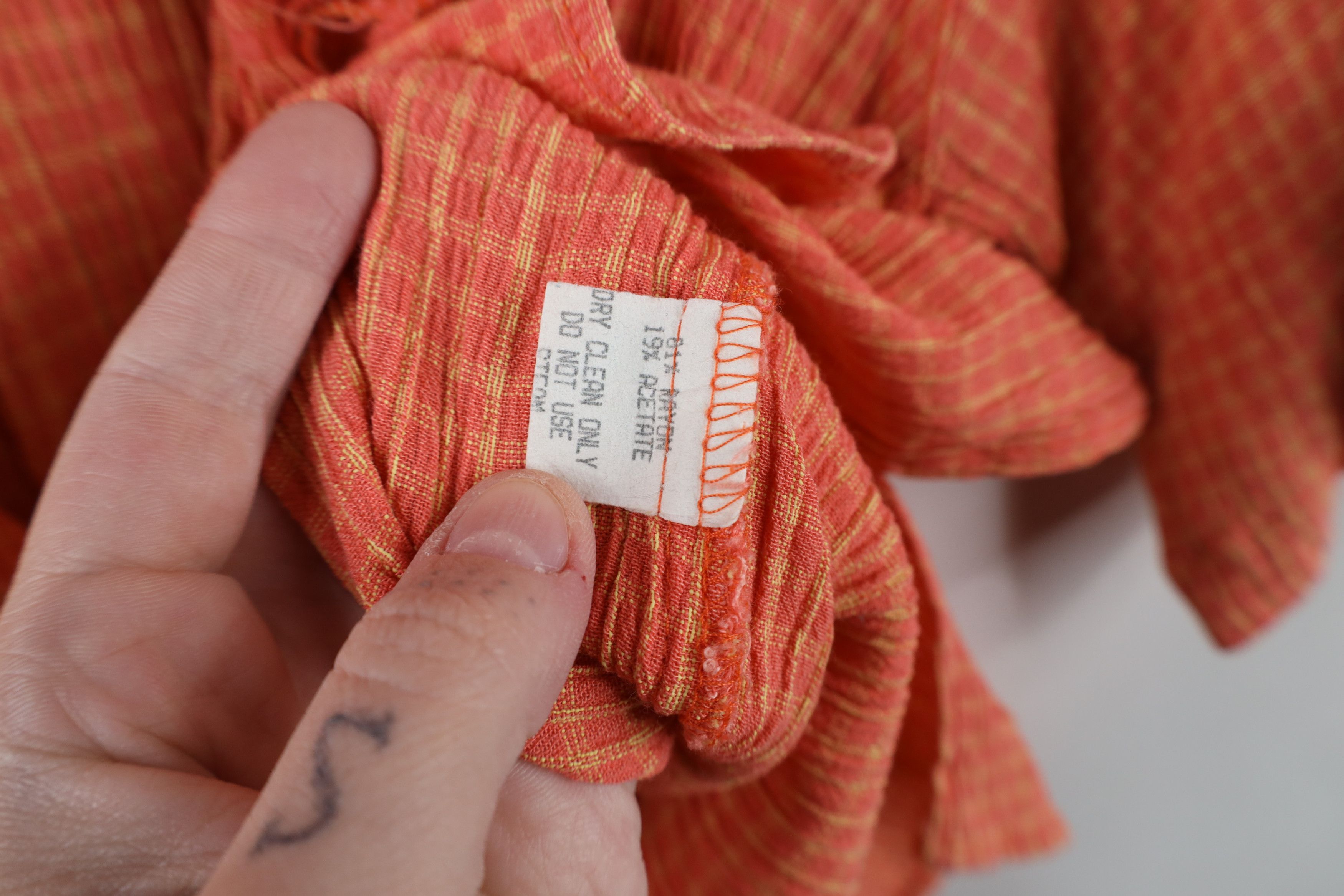 Vintage Vintage 90s Streetwear Rayon Knit Looped Collar Button Shirt Size US L / EU 52-54 / 3 - 11 Thumbnail