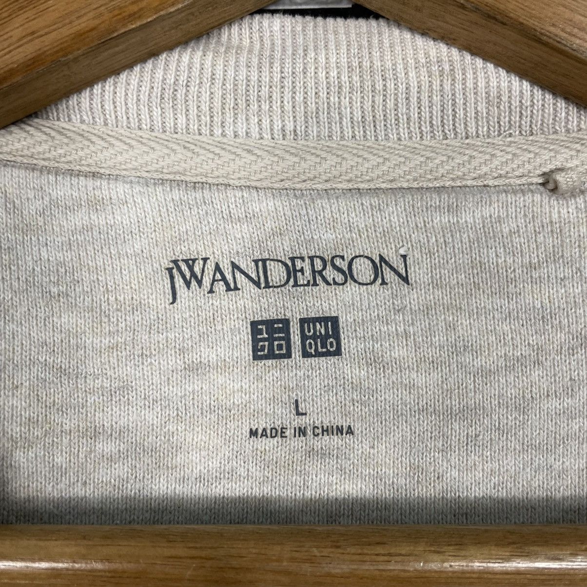 JW Anderson × Uniqlo Uniqlo JW Anderson Sweatshirt Size US L / EU 52-54 / 3 - 10 Thumbnail