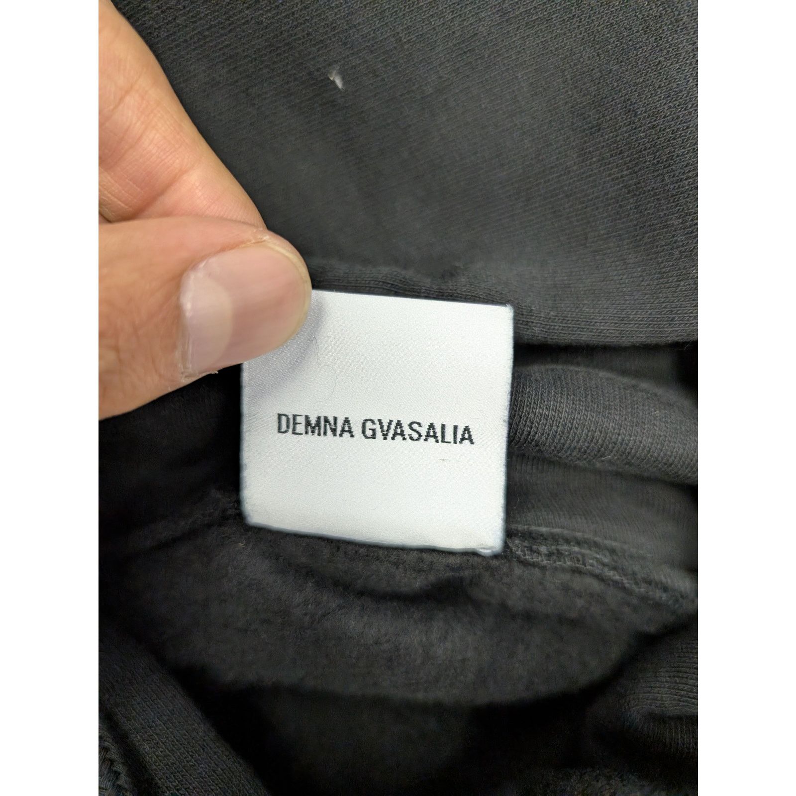 Vetements o1rshd1 Q:2 / Interpool Hoodie in Black Size US S / EU 44-46 / 1 - 15 Thumbnail