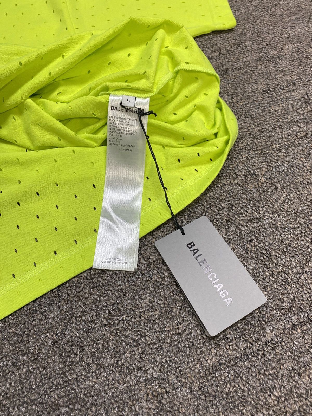 Balenciaga New | Balenciaga neon green tee | Size 4 ~ XL Size US XL / EU 56 / 4 - 5 Thumbnail