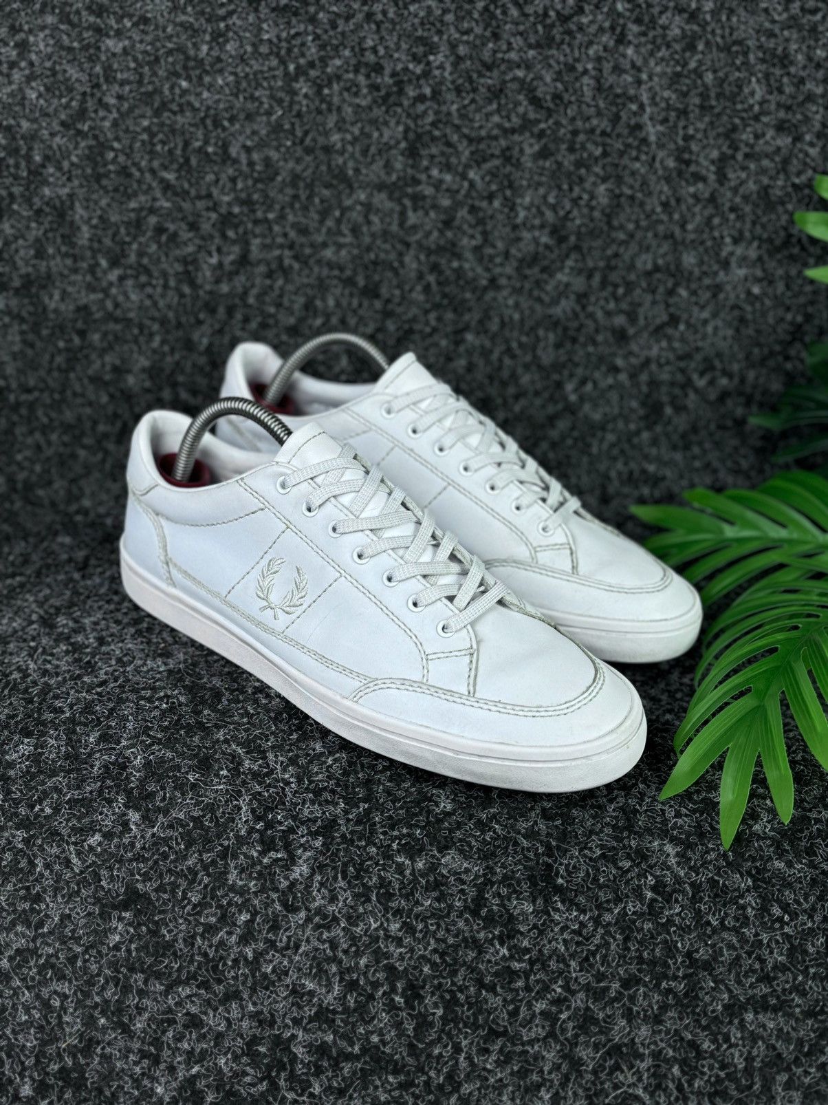 Fred Perry × Leather × Vintage Fred Perry sneakers size 42 Size US 8 / EU 41 - 5 Thumbnail