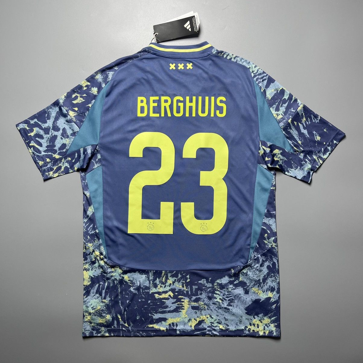 Vintage NWT AJAX ADIDAS 2024/2025 FOOTBALL AWAY JERSEY #23 BERGHUIS Size US M / EU 48-50 / 2 - 1 Thumbnail