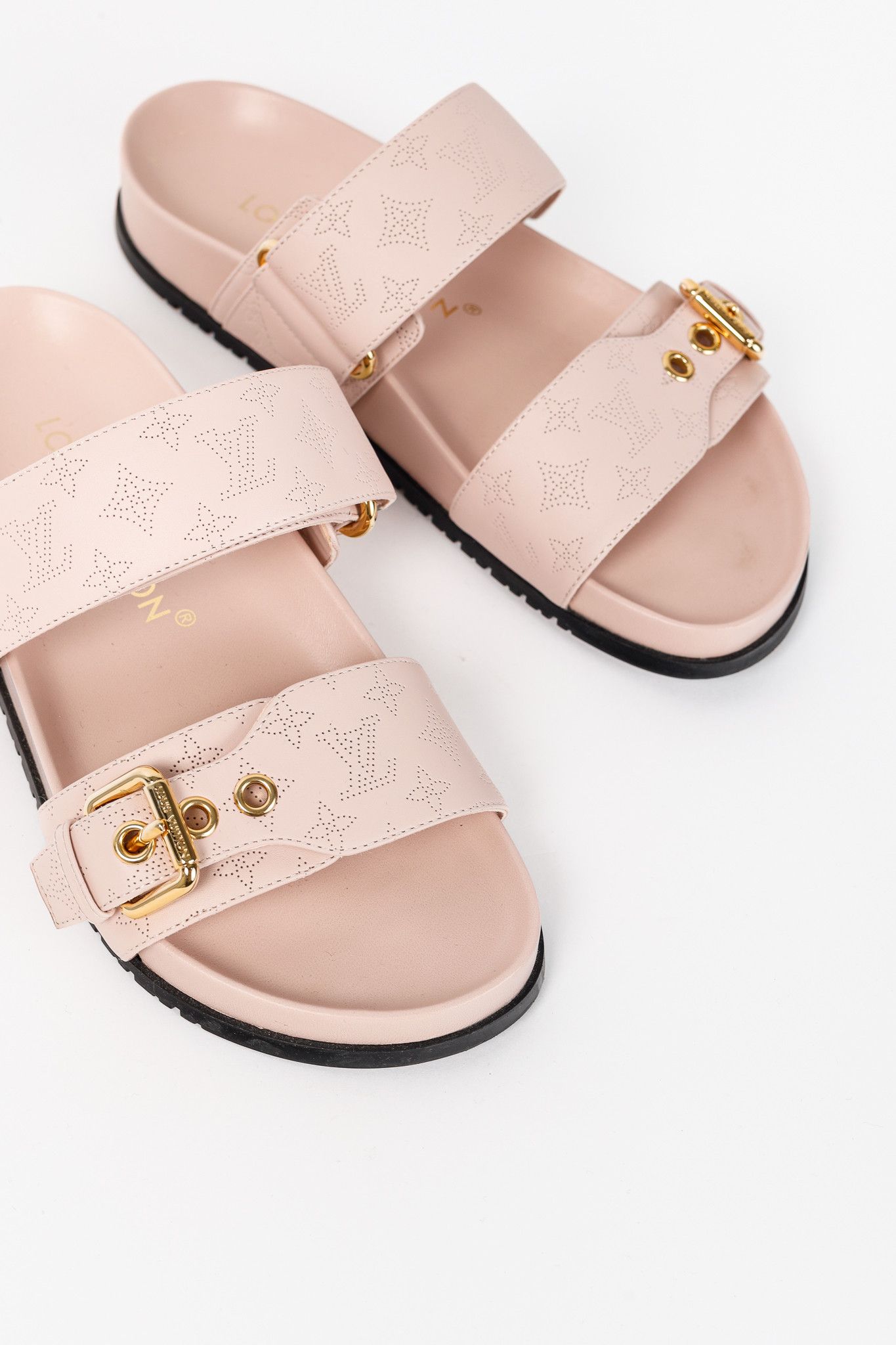 Louis Vuitton Louis Vuitton Bom Dia Light Pink Flat Comfort Sandal Mules Size US 4.5 / IT 34.5 - 7 Thumbnail
