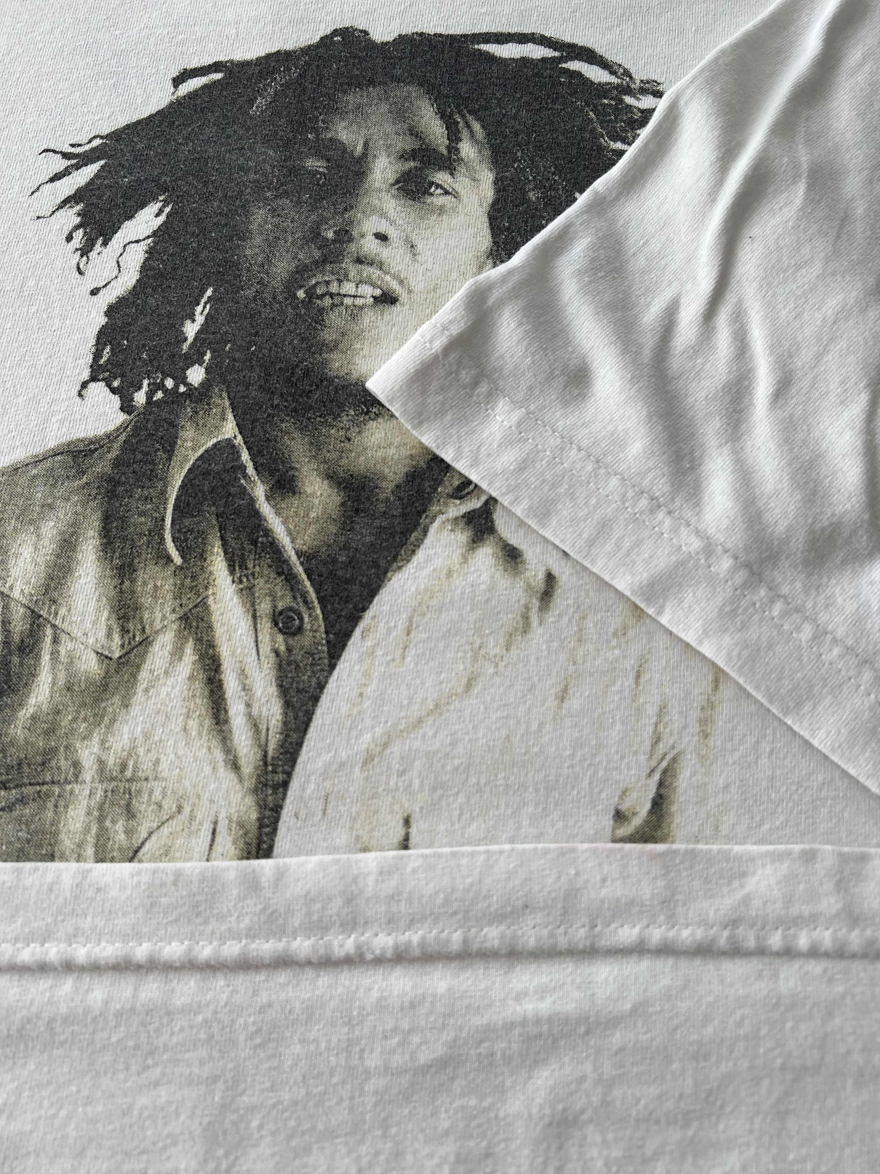 Band Tees Vintage 2000 Bob Marley Jamaica White T-shirt Size US XL / EU 56 / 4 - 6 Thumbnail