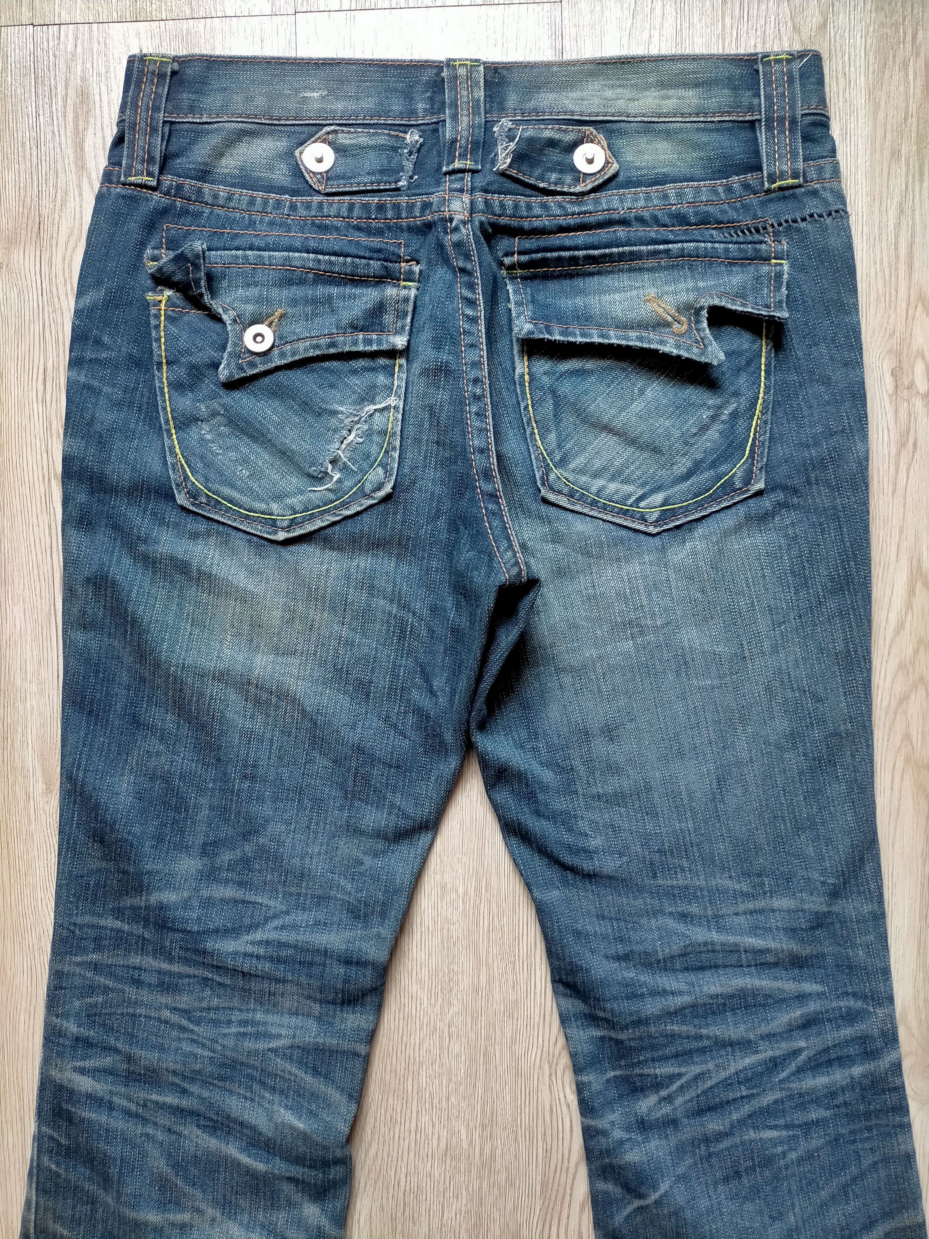 Le Grande Bleu (L.G.B.) OzzFirst Pinball Flare Jeans Studded Boot cut denim Size US 31 - 14 Thumbnail