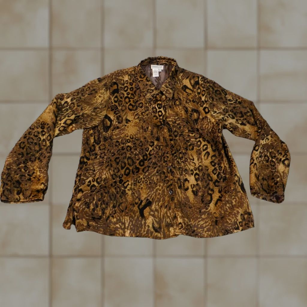 Coldwater Creek Coldwater Creek Shirt Womens L Brown Animal Print Button-Up Knit Polyester Viscose Ruffle Casual Size L / US 10 / IT 46 - 1 Thumbnail