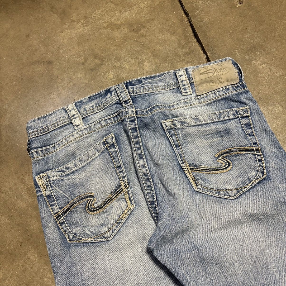 Silver Jeans Co. Vintage Silver Jeans Low Rise Boot Cut Denim Distressed Y2K Size US 32 / EU 48 - 12 Thumbnail