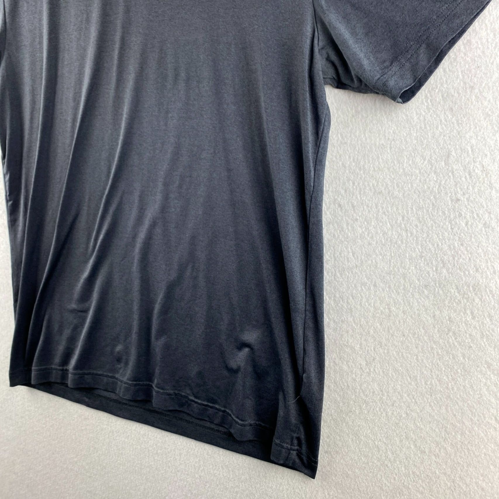 Reebok Reebok Shirt Mens M Black Short Sleeve Crew Neck Pullover Moisture Wick Size US M / EU 48-50 / 2 - 5 Thumbnail