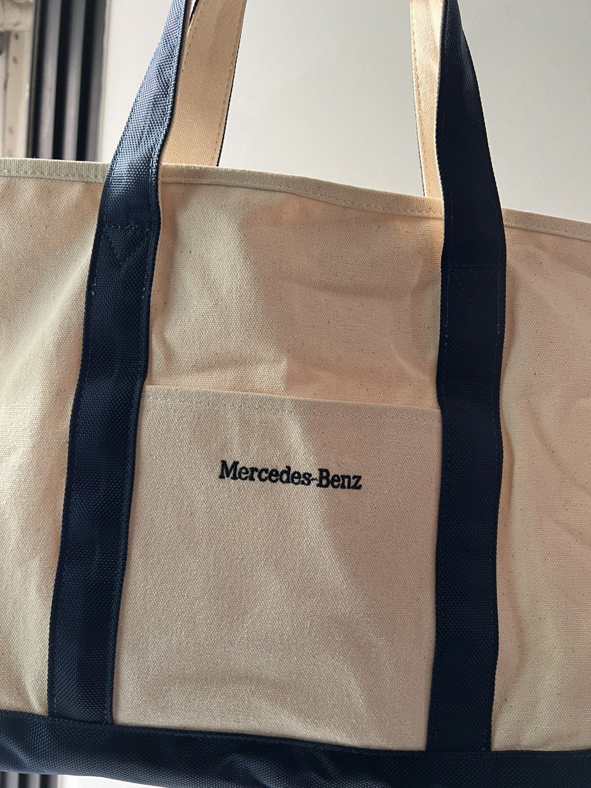 Mercedes-Benz Mercedes-Benz Hand Bags Size ONE SIZE - 2 Thumbnail