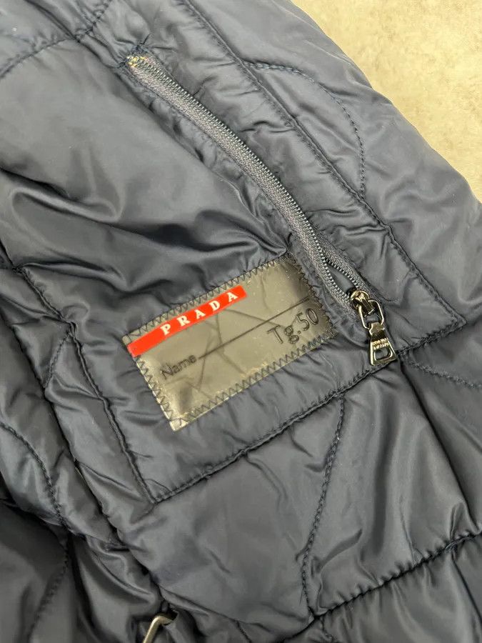 Prada 2000s Prada Black Puffer Asymmetrical Jacket Size US L / EU 52-54 / 3 - 12 Thumbnail