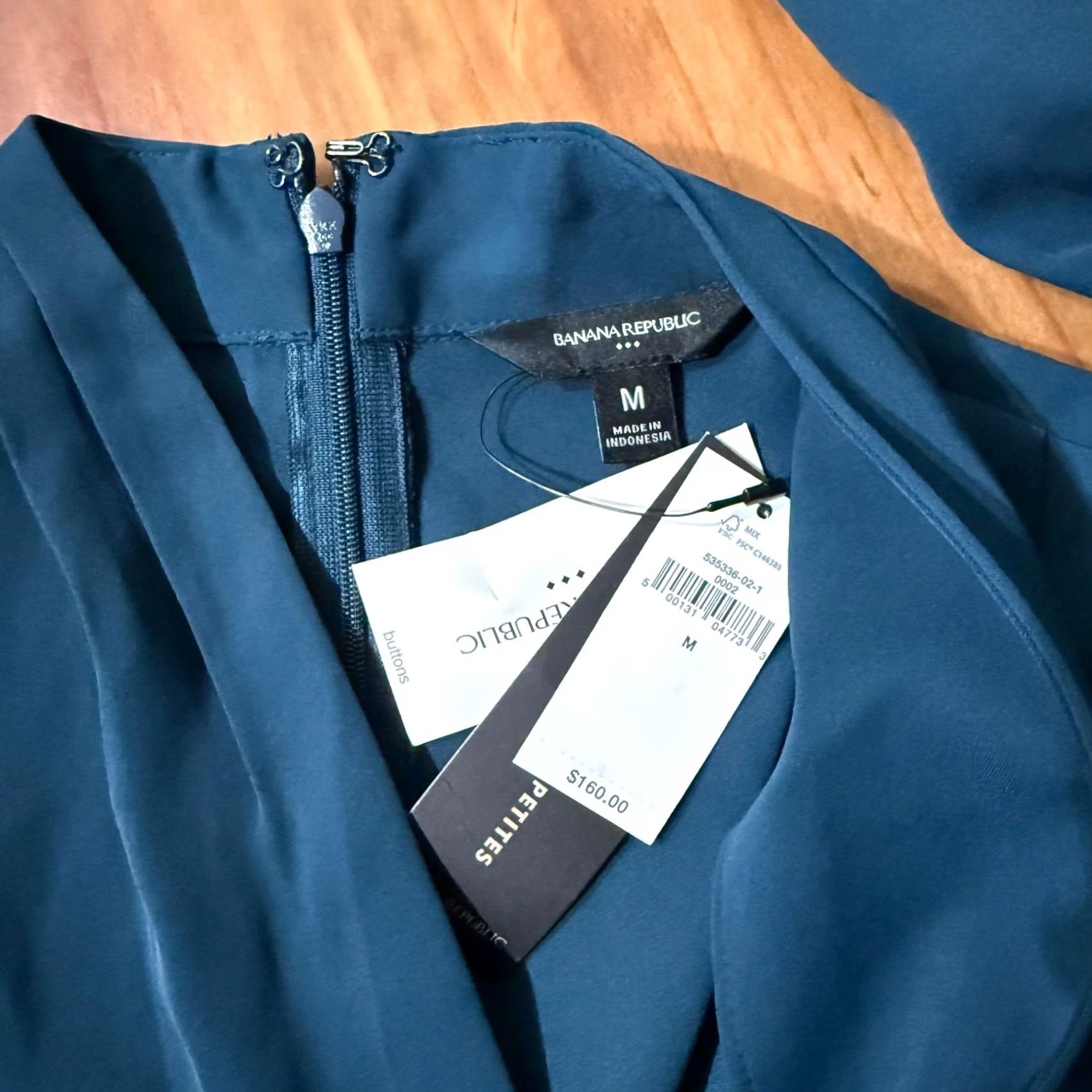 Banana Republic New Banana Republic Jumpsuit Womens Medium Teal Blue Wide leg V neck L/S G3-12 Size 32" / US 10 / IT 46 - 4 Thumbnail
