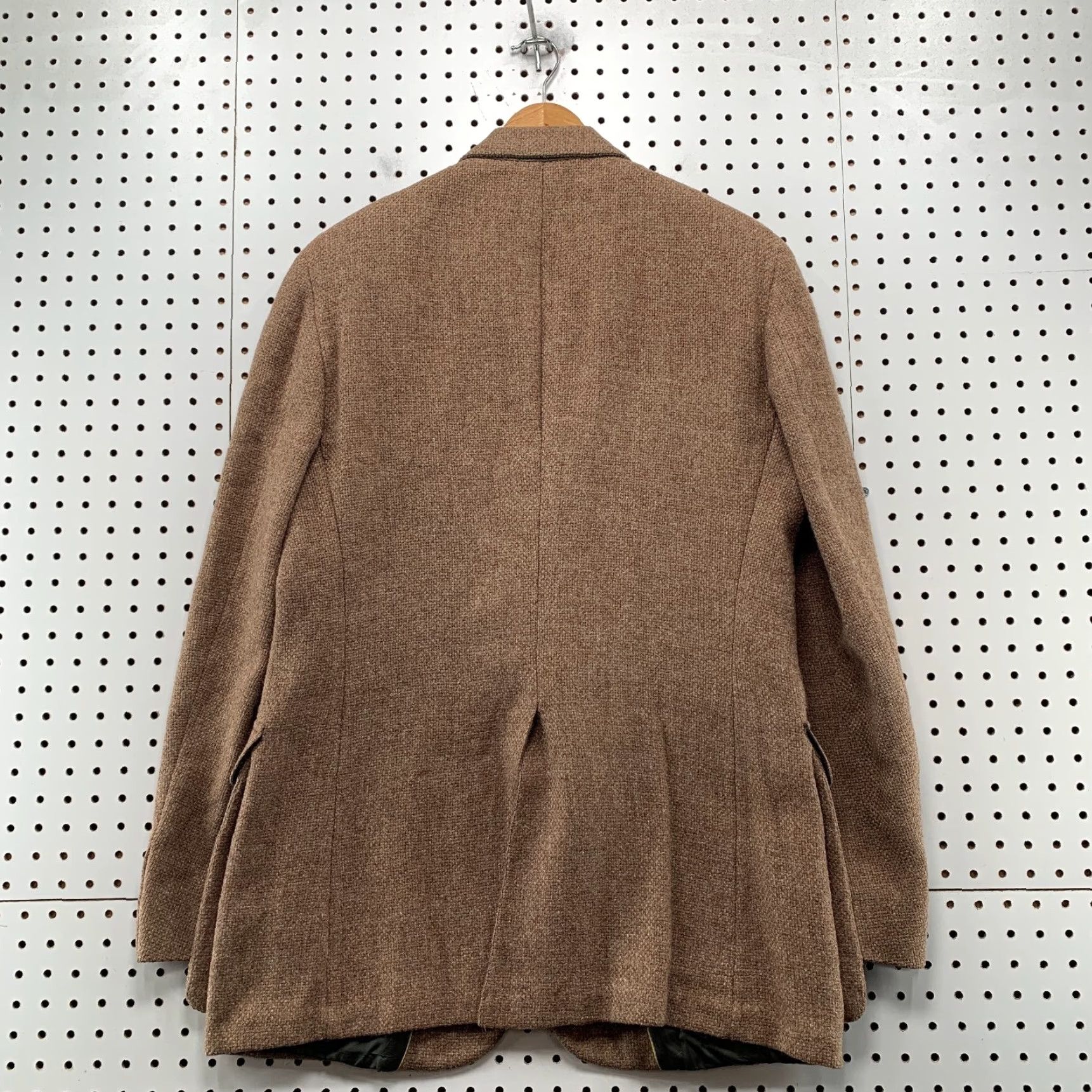 Vintage VINTAGE Baskin Tweed Wool Blazer Mens 40 Brown Business 60s Wool Blazer Two-Button Notch Lapel 2 Piece Regular Length JACKET Size 40R - 2 Thumbnail