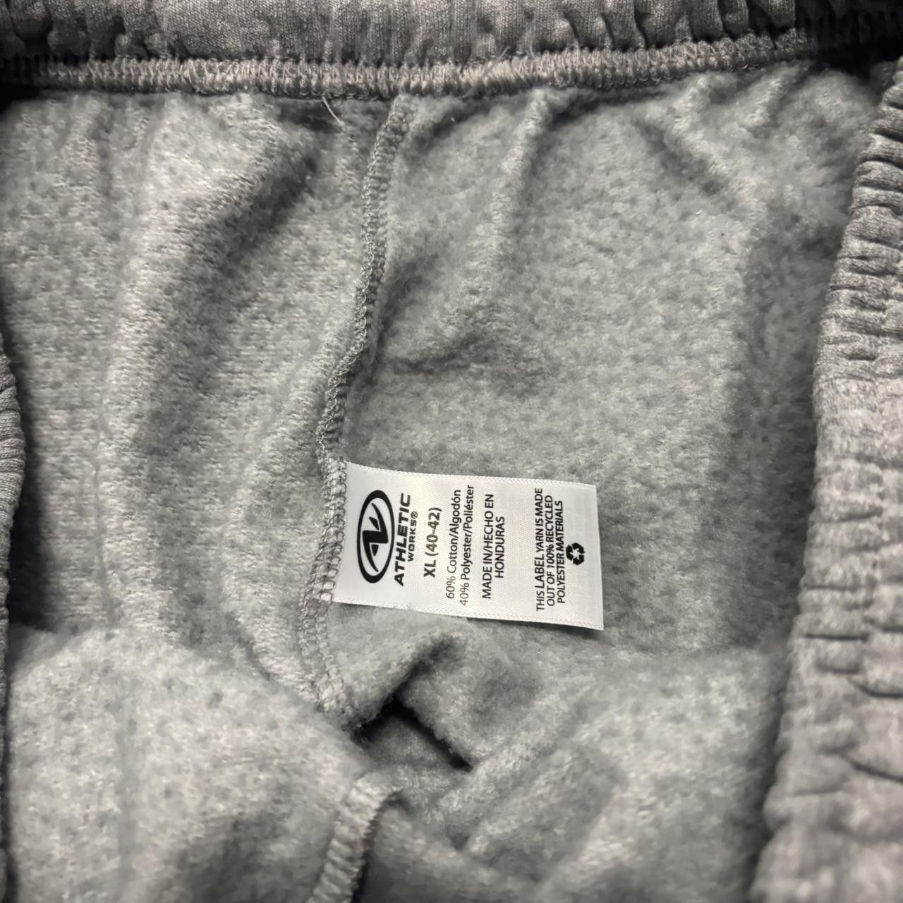 Japanese Brand × Vintage Crazy Vintage Y2K/2000s Light Grey Essential Sweatpants! Size US 34 / EU 50 - 6 Thumbnail