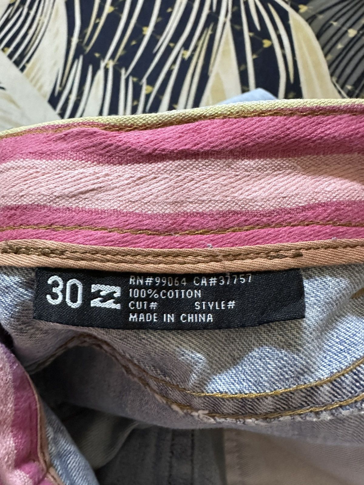 Billabong Vintage Billabong Faded Ripped Distressed Denim Size US 32 / EU 48 - 9 Thumbnail
