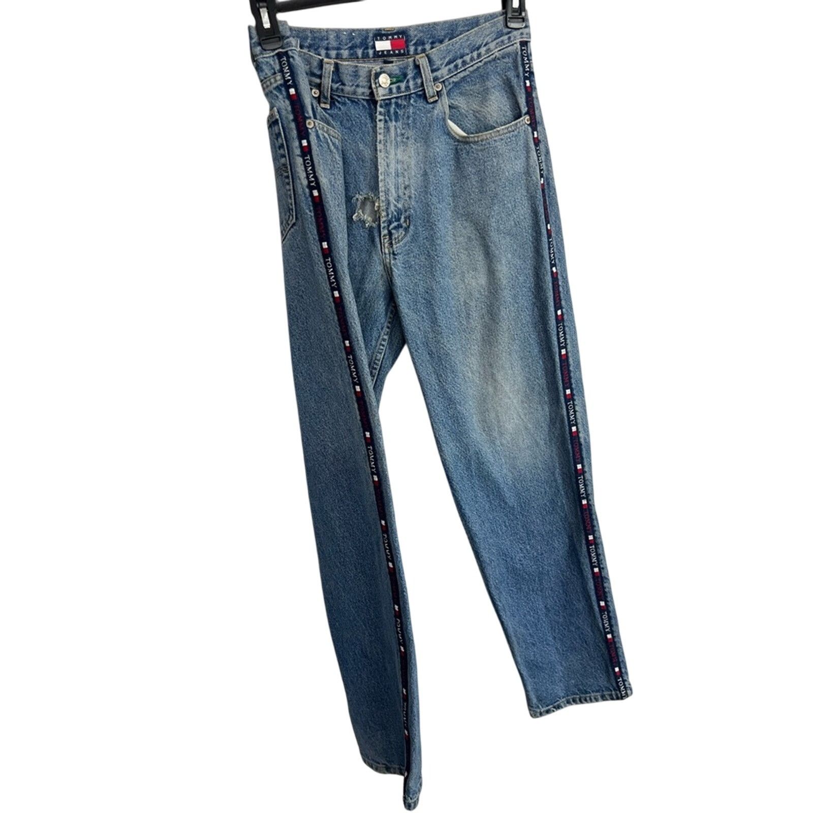 Tommy Hilfiger VTG Tommy Hilfiger Patch Side Detail Relaxed Fit Jeans 32x32 Size US 32 / EU 48 - 9 Thumbnail