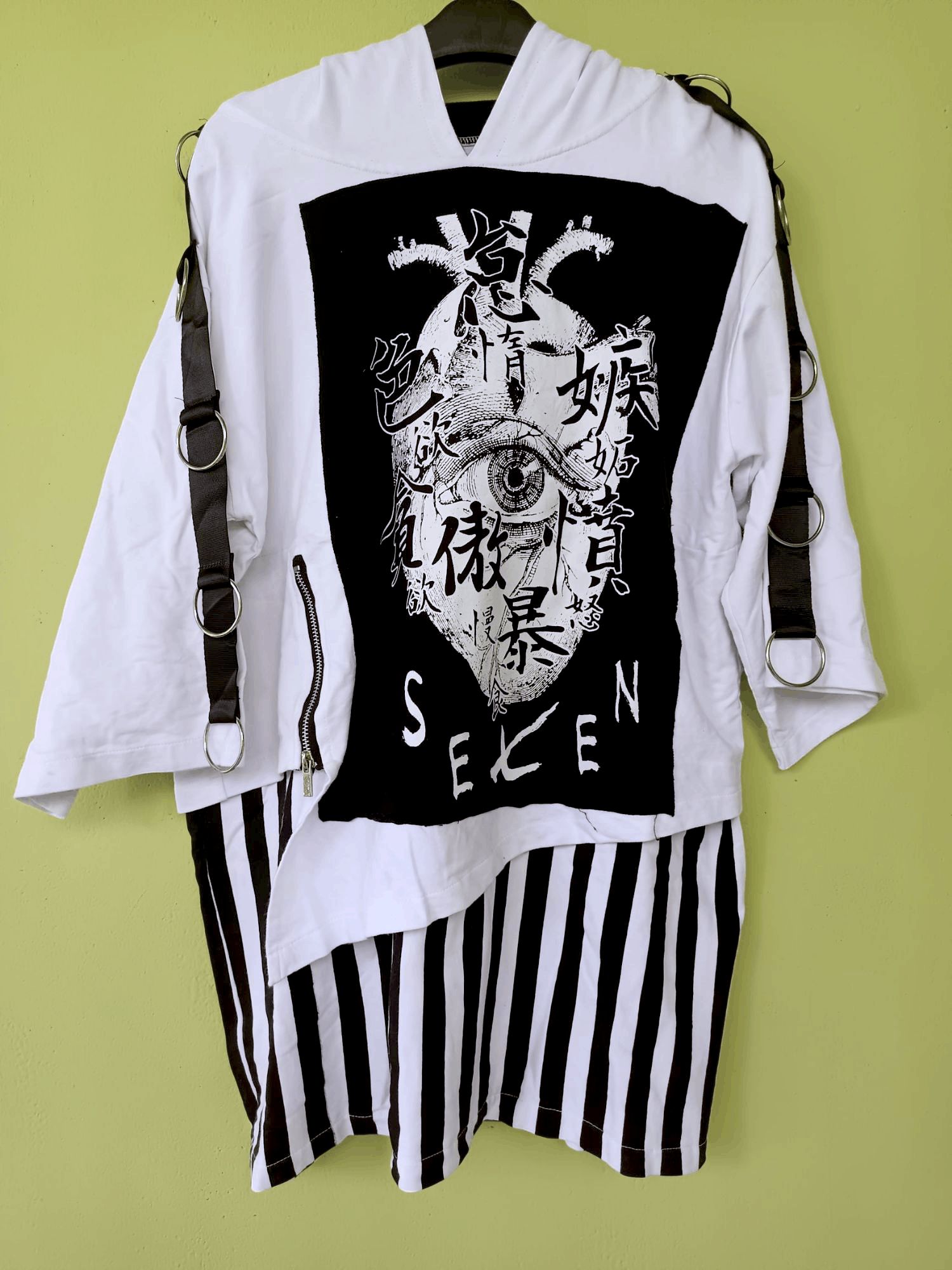 Japanese Brand Harajuku Seven Eye Heart Stripes Double Layer hoodie Size US XXL / EU 58 / 5 - 6 Thumbnail
