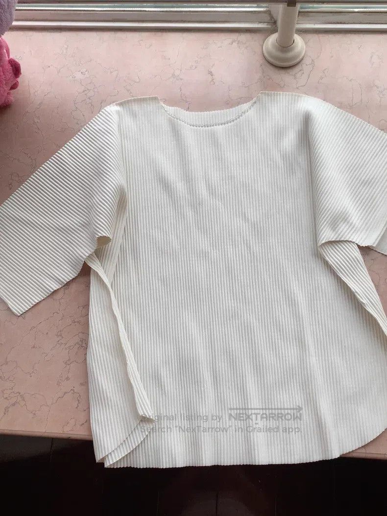 Issey Miyake Issey Miyake Ivory 3/4 Sleeve Top Size M / US 6-8 / IT 42-44 - 1 Thumbnail