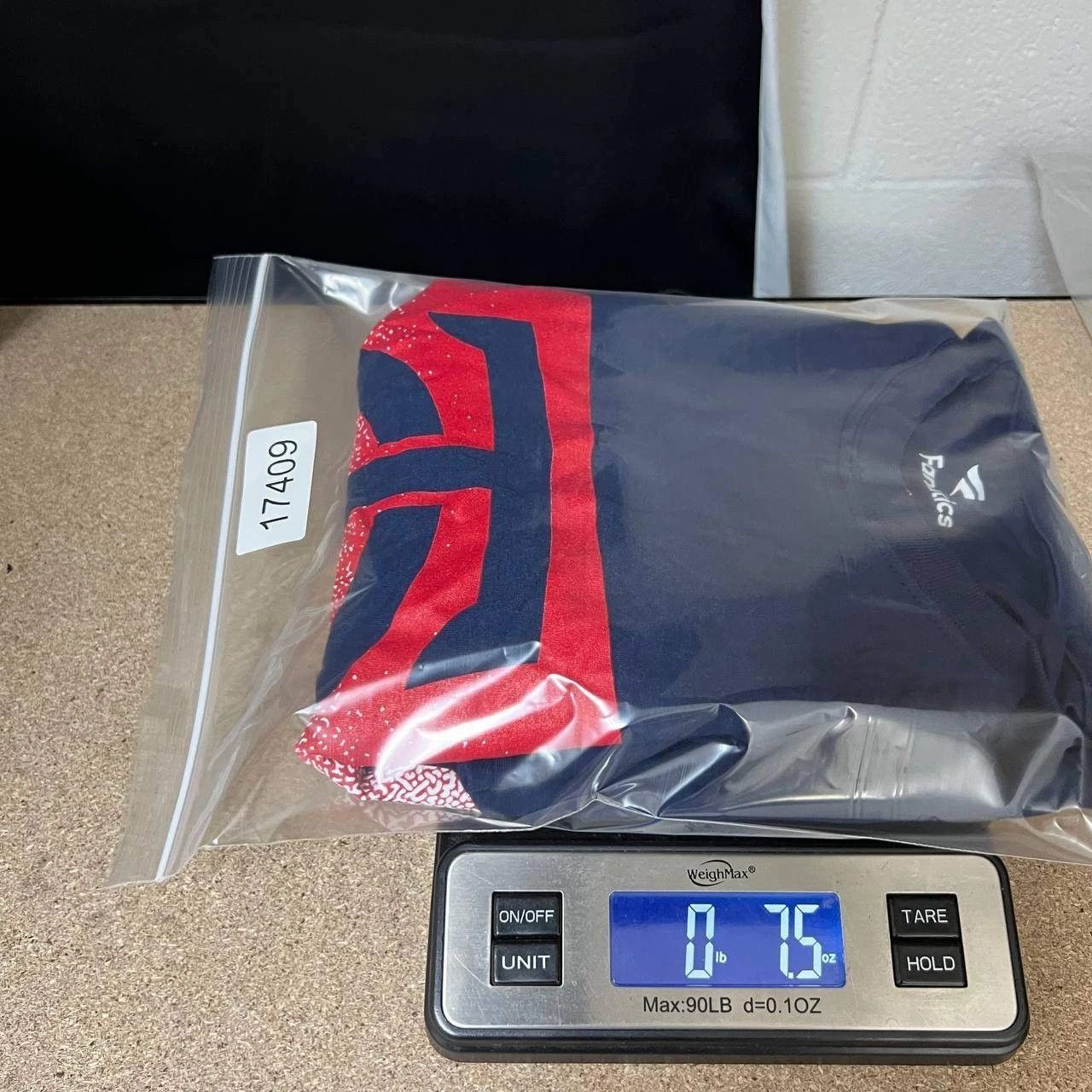 Other Minnesota Twins Shirt Men Blue Long Sleeve Crew Neck New L Size US L / EU 52-54 / 3 - 7 Thumbnail