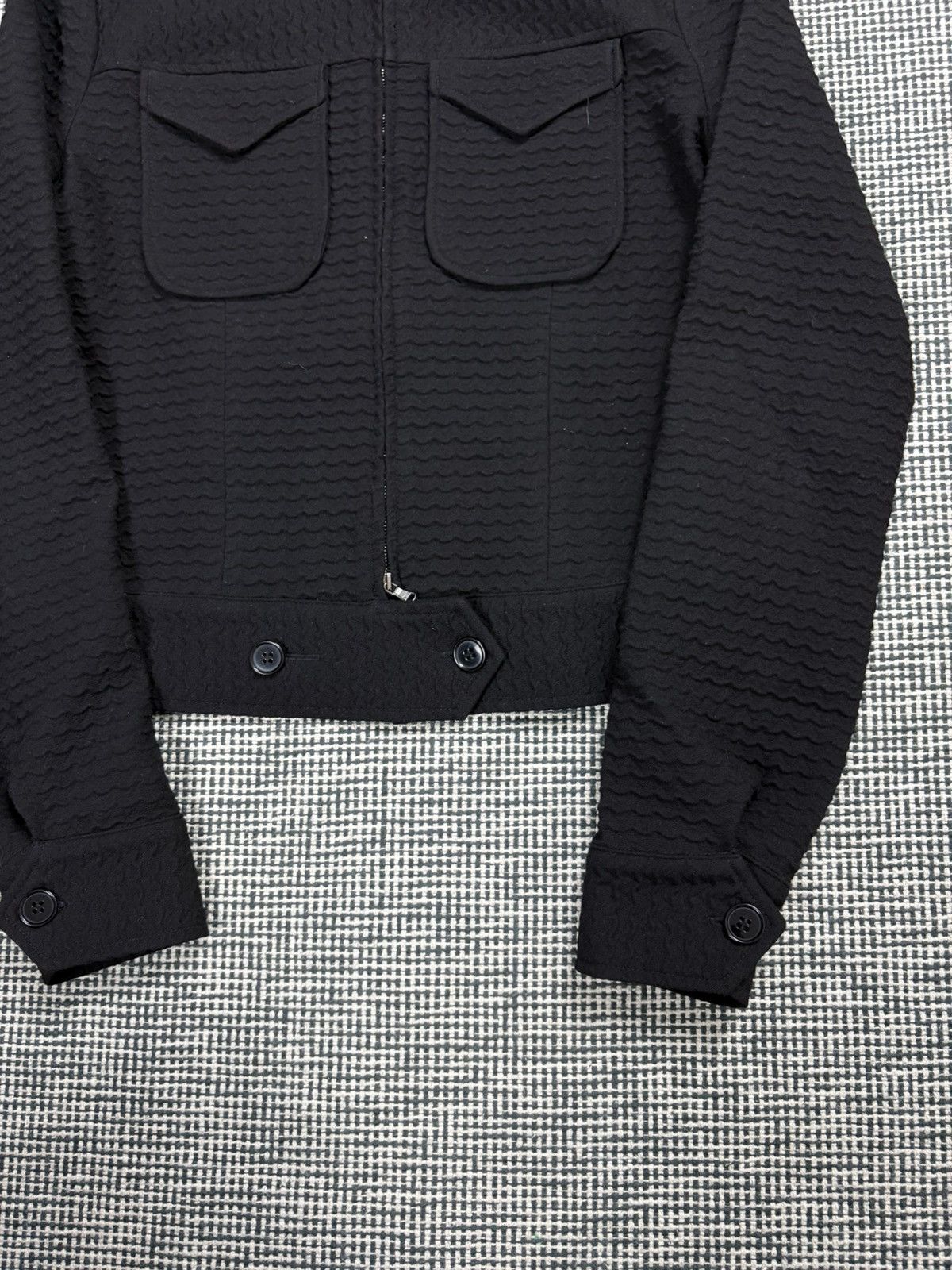 Armani Emporio Armani zip up wave knit jacket cropped designer Size XS / US 0-2 / IT 36-38 - 3 Thumbnail