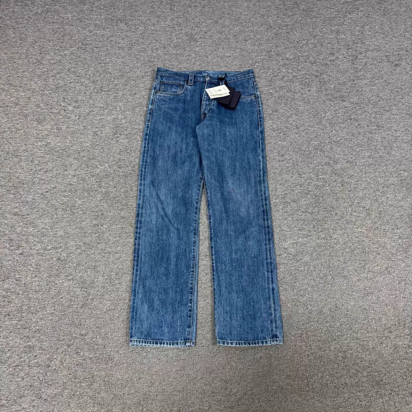 Prada Prada Triangle Logo Vintage Wash Blue Jeans 30 New with Tags Size 30" / US 8 / IT 44 - 2 Thumbnail