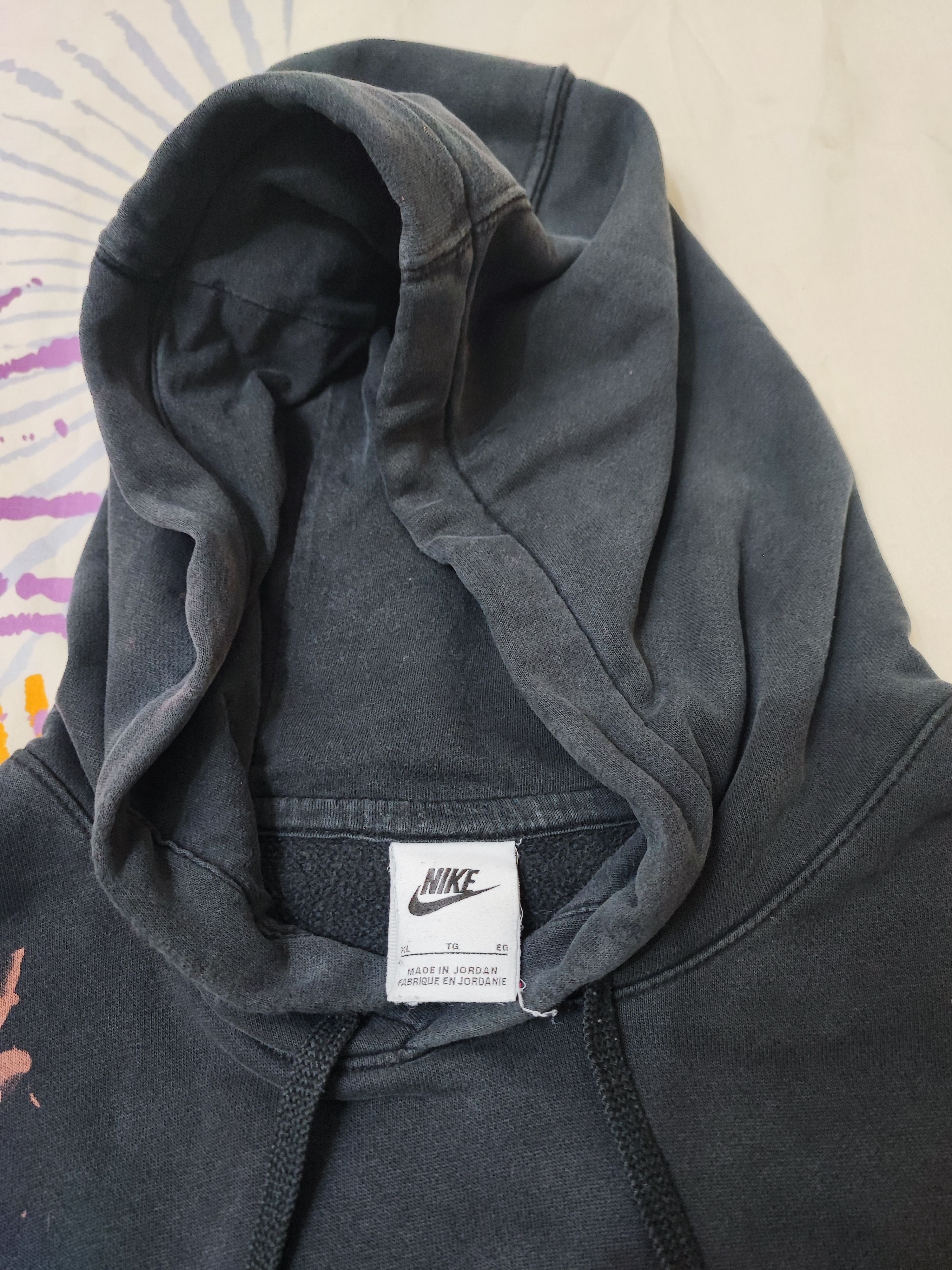 Nike Vintage Y2K Nike Mini Swoosh Boxy Faded / Thrashed Hoodie Size US XL / EU 56 / 4 - 5 Thumbnail