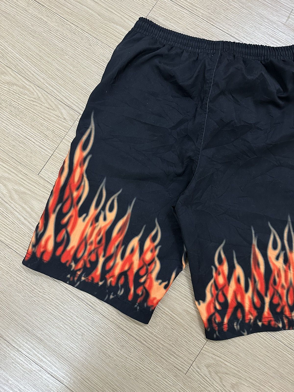 Anime × Vintage Rare And Beautiful One Piece Flame Comic Design Board Shorts Size US 32 / EU 48 - 13 Thumbnail