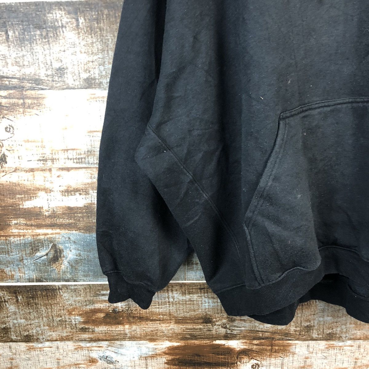 Japanese Brand Freak Store Black Hoodie sweatshirt #A1930 Size US XL / EU 56 / 4 - 7 Thumbnail