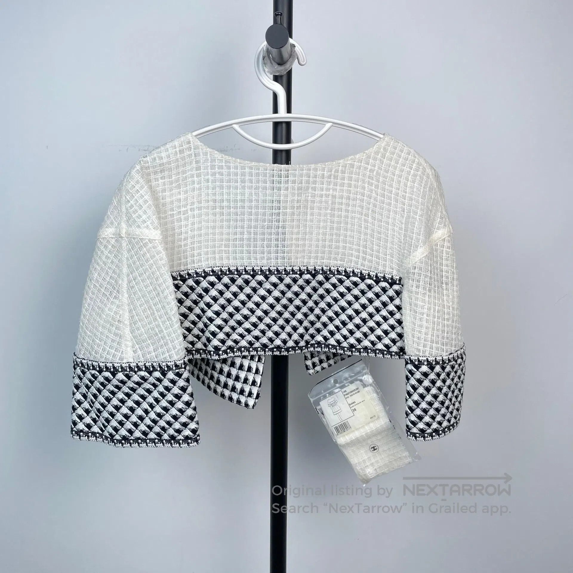 Chanel Chanel Off-White Colorblock Openwork Knit Collar Single Bu Size XS / US 0-2 / IT 36-38 - 3 Thumbnail