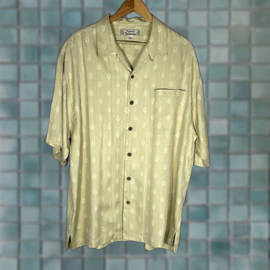 Tommy Bahama Tommy Bahama Polo Shirt Mens L Silk Hawaiian Golf Tan Beige Cream T3578 Size US L / EU 52-54 / 3 - 1 Thumbnail