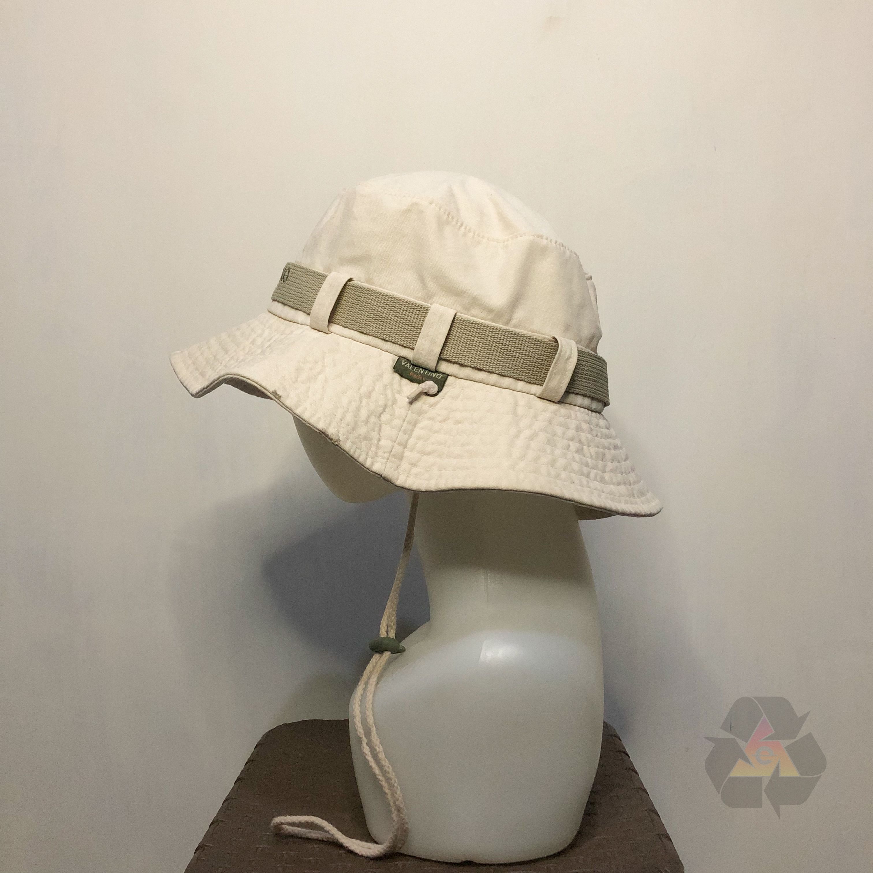 Vintage Vintage Valentino Rudy Bucket Hat Y2K Size ONE SIZE - 5 Thumbnail