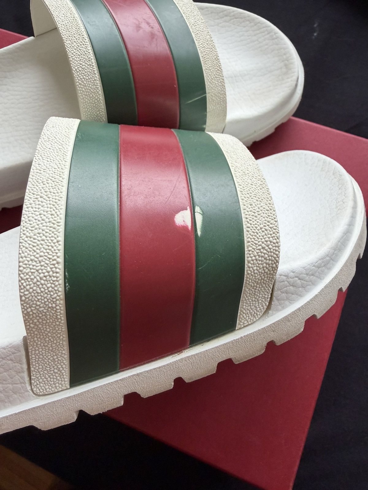 Gucci Gucci Poolslides Size US 9.5 / EU 42-43 - 5 Thumbnail